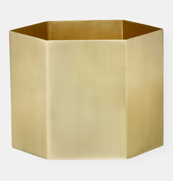 ferm LIVING Hexagon Pot in Brass – Large