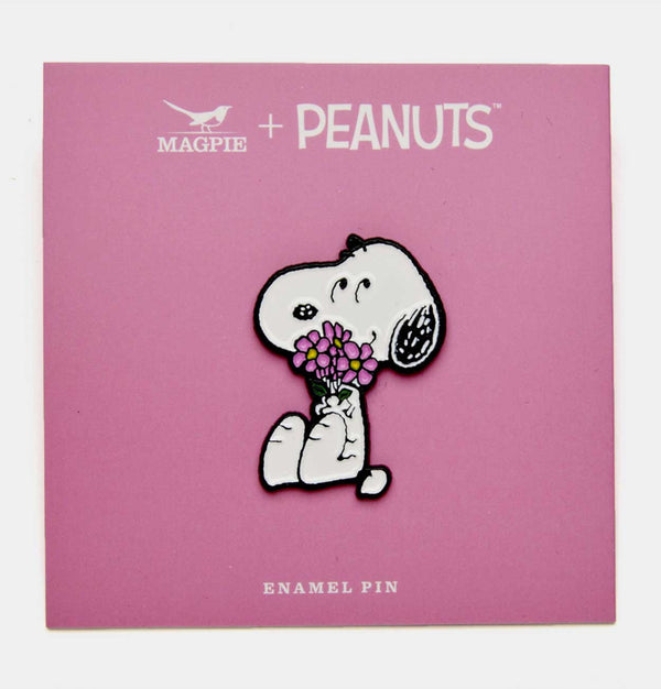 Peanuts Hugs Pin – Flowers