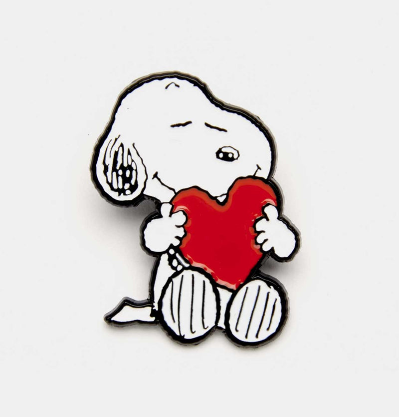 Peanuts Hugs Pin – Heart