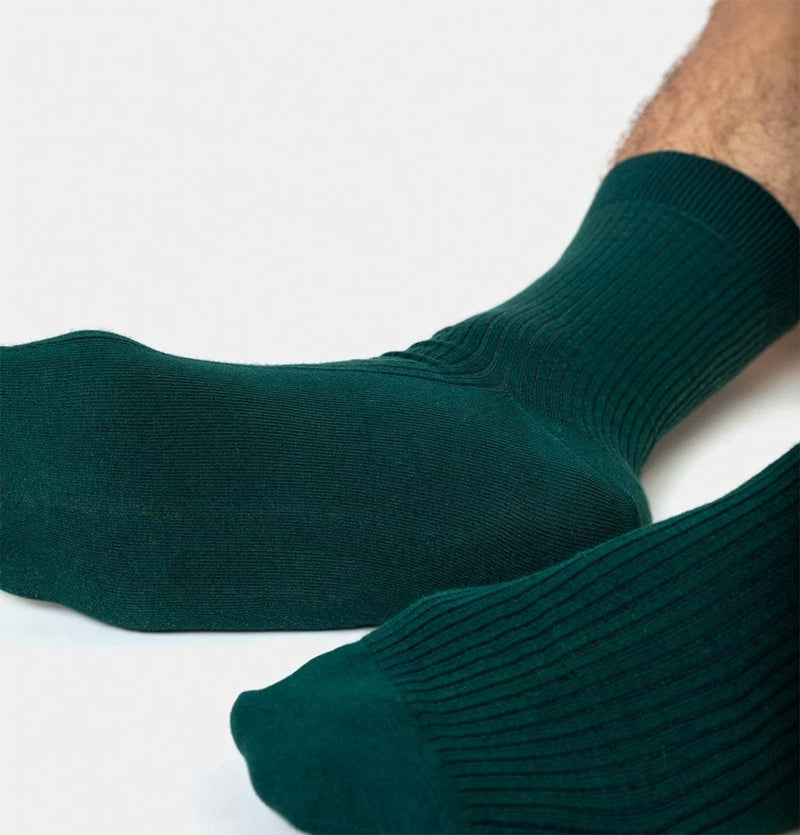 Colorful Standard Men's Classic Organic Cotton Socks in Emerald Green