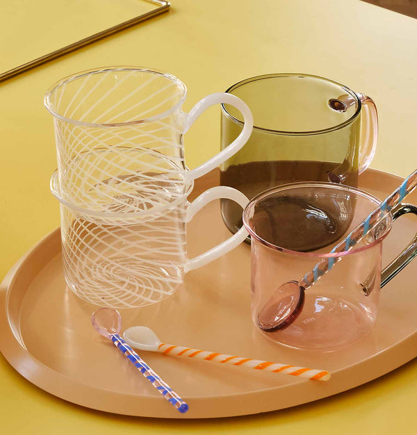HAY Borosilicate Mug – Set of 2 – Light Grey with Pink Handle